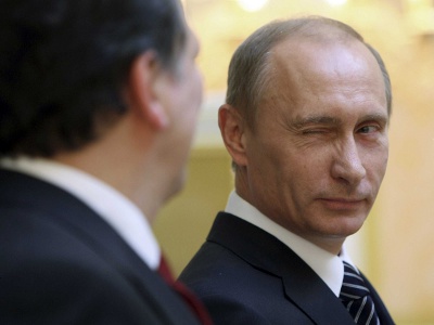 Photo: Can I Put-in my life in your hands, Vladimir? (Courtesy Businessinsider.com)