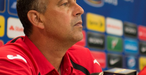 Photo: Trinidad and Tobago head coach Stephen Hart.